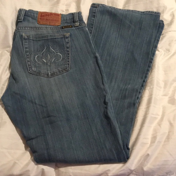 EUC Lucky Brand bootcut cut jeans - Picture 1 of 4
